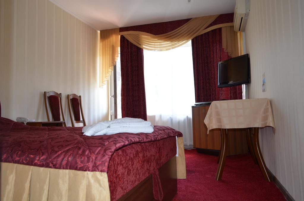 Hotel Cooperator Kyiv Exterior photo