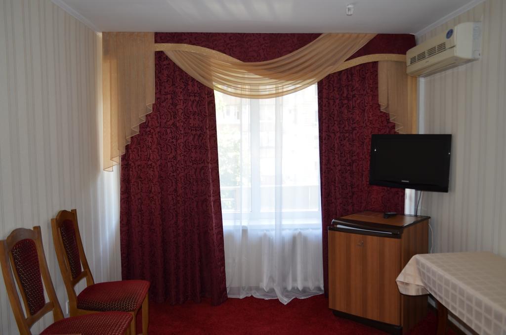 Hotel Cooperator Kyiv Exterior photo